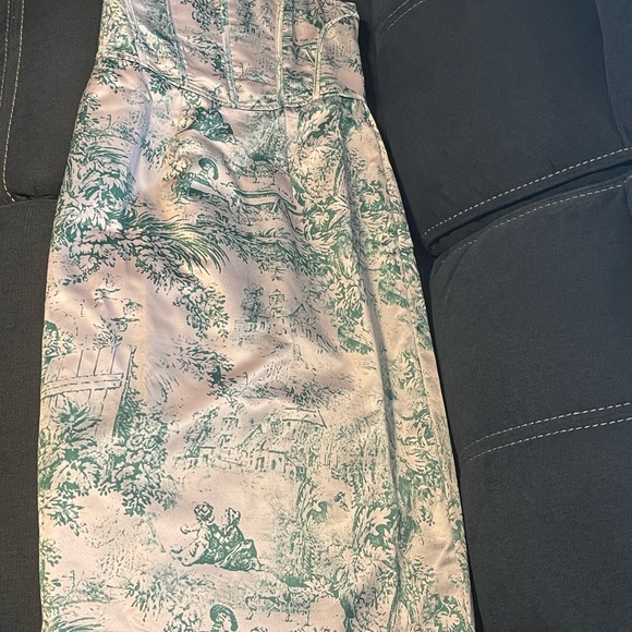 Fashion Nova multicolor Emma corset midi dress. - Picture 4 of 6